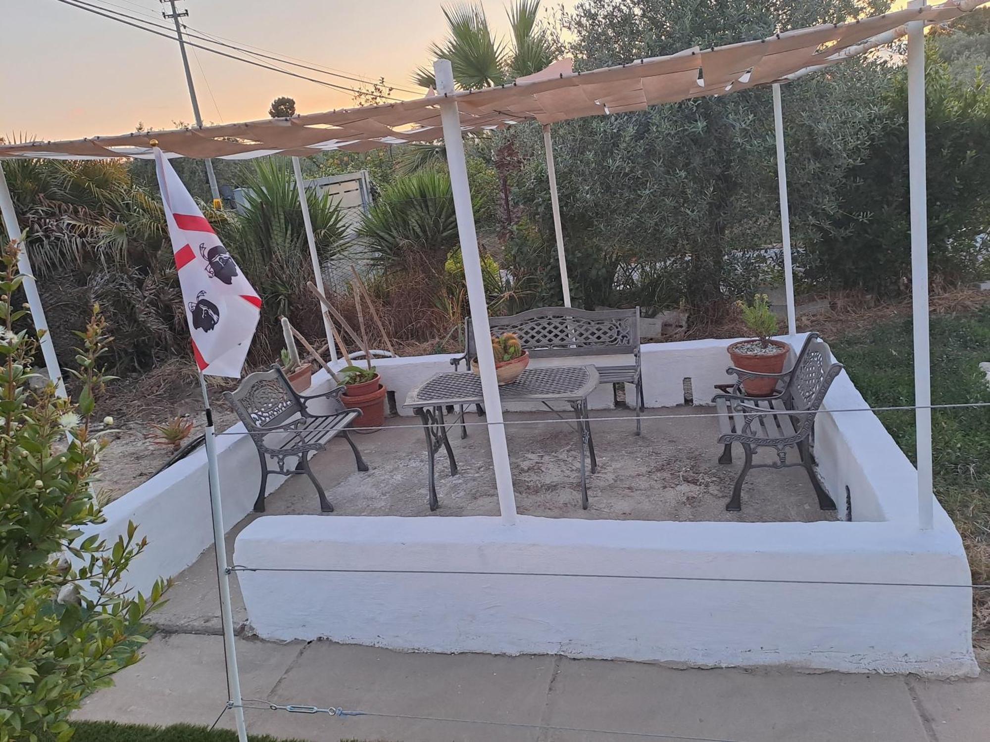 Villa Andres Sassari Bagian luar foto